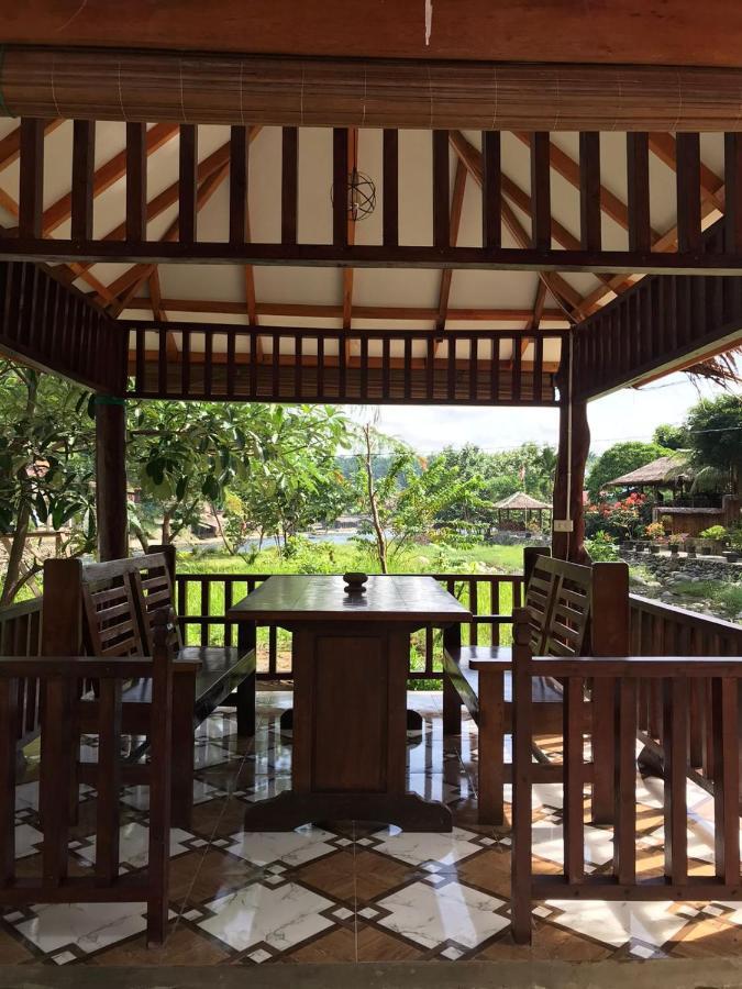 Thomas' Retreat Bukit Lawang Hotel Ngoại thất bức ảnh
