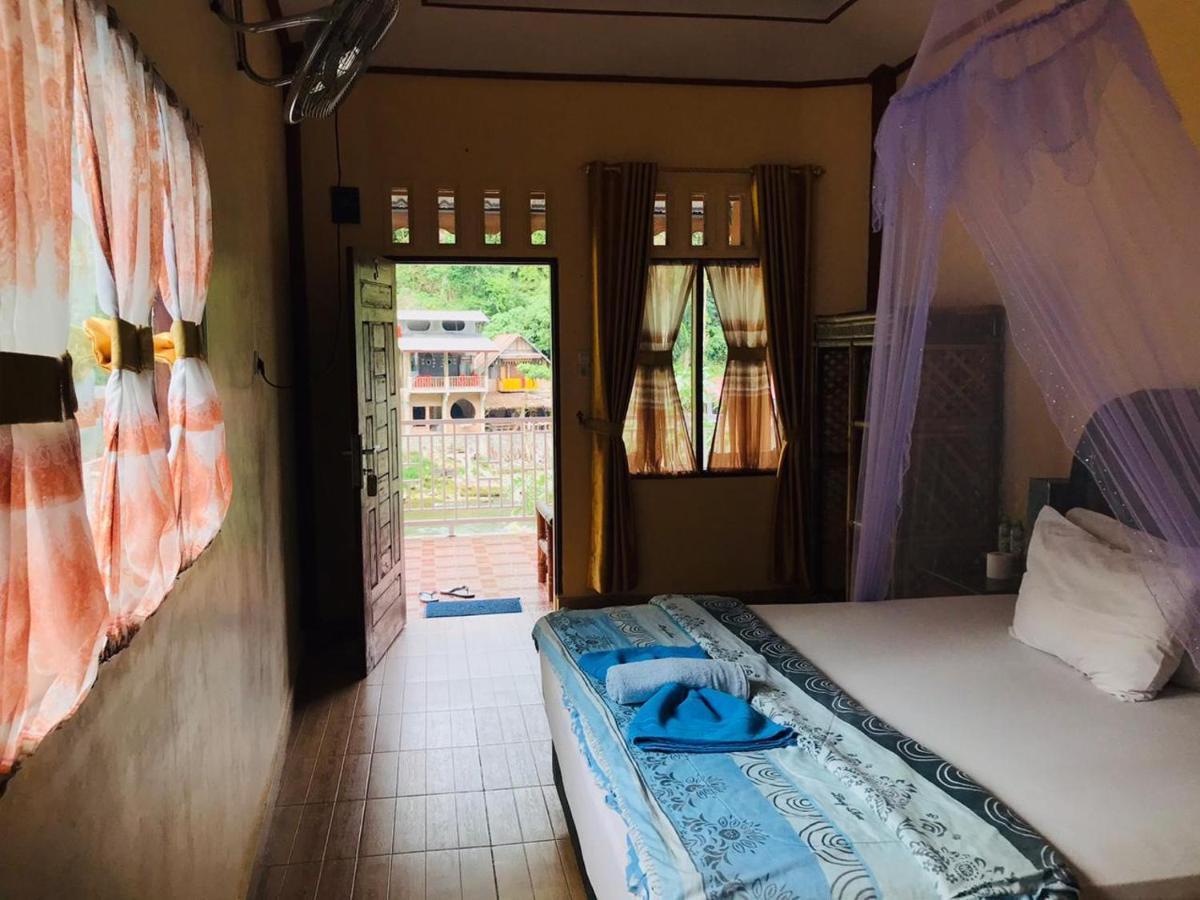 Thomas' Retreat Bukit Lawang Hotel Phòng bức ảnh