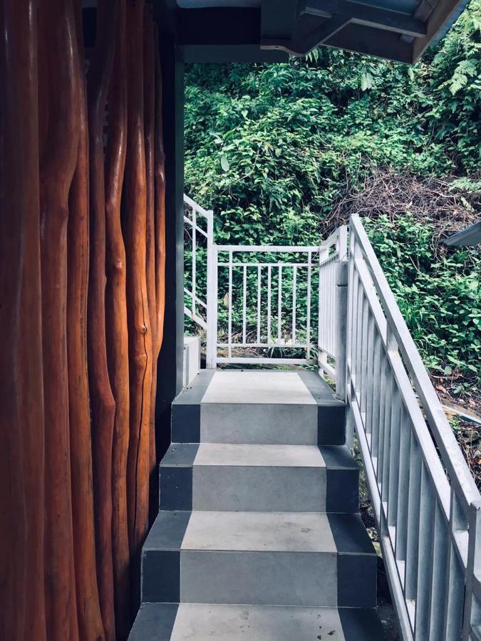 Thomas' Retreat Bukit Lawang Hotel Phòng bức ảnh