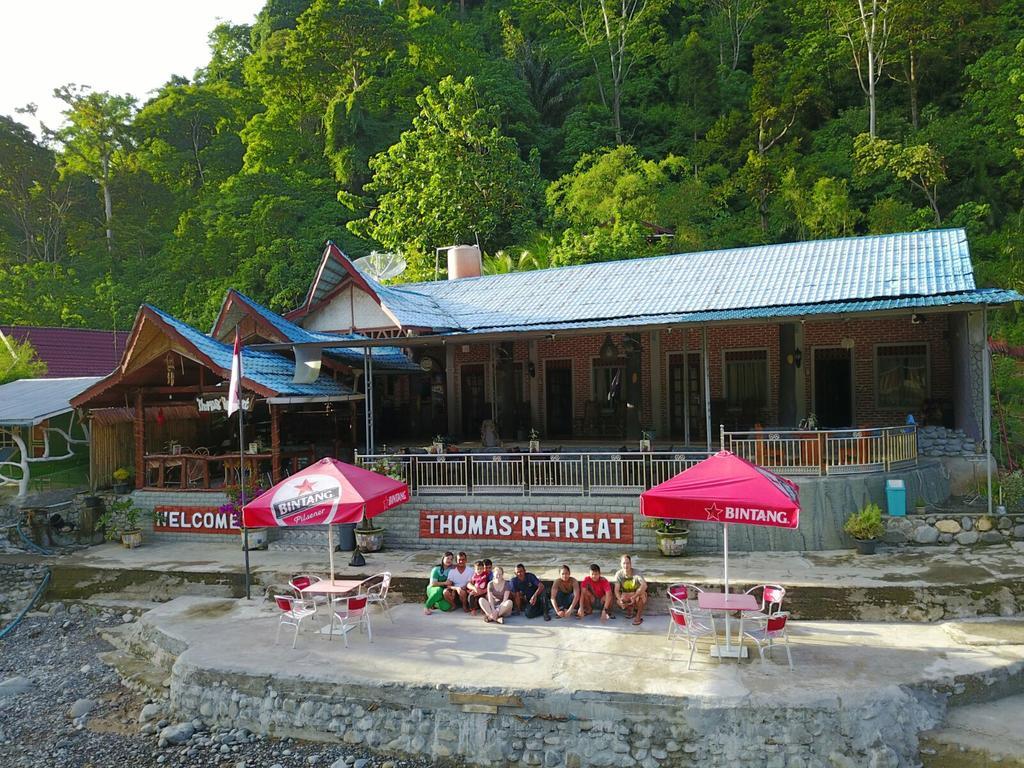 Thomas' Retreat Bukit Lawang Hotel Ngoại thất bức ảnh
