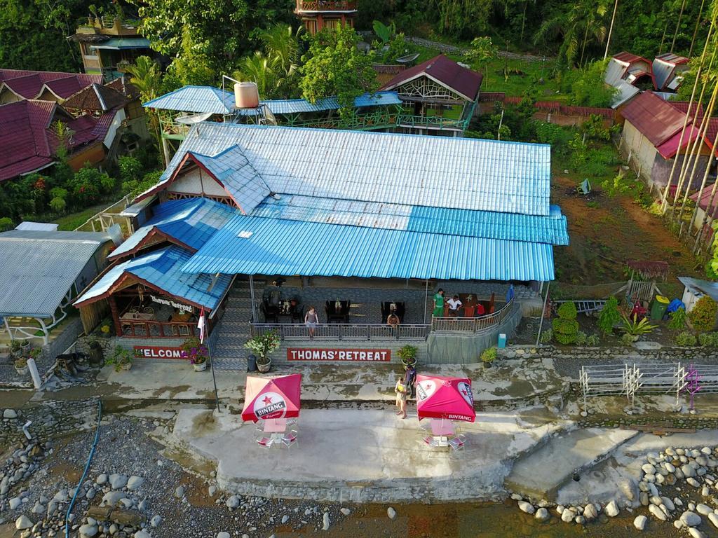 Thomas' Retreat Bukit Lawang Hotel Ngoại thất bức ảnh